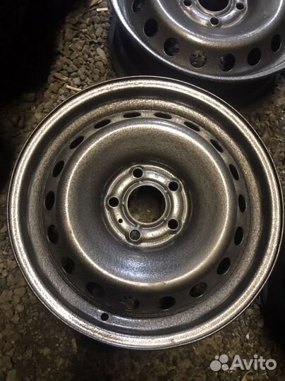 Диски на nissan r16