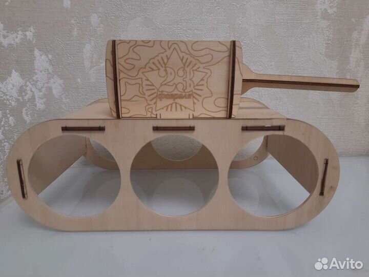 Подарок Танк под пиво и закуску с 23 февраля