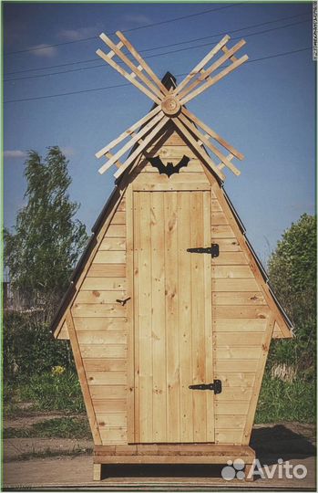 Дачный туалет с декором и установкой идэ 056