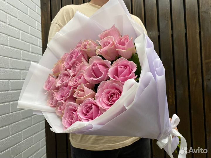 Свежие голландские розы