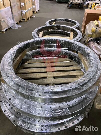 Опорно-поворотный круг 324DLN 227-6085