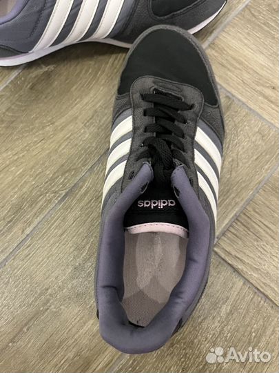 Кроссовки женские adidas