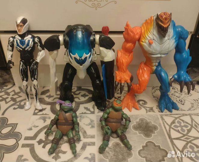 Игрушки по супергероям Marvel Dc