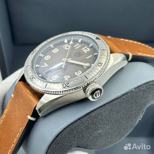 Часы TAG Heuer Autavia