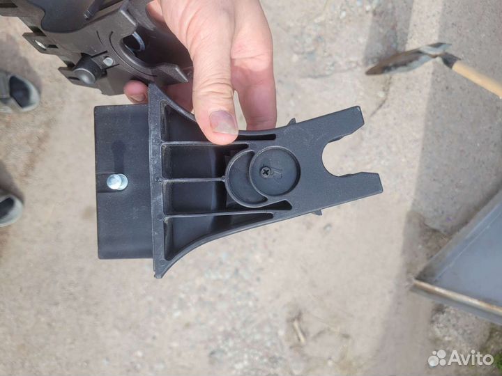 Адаптеры на автокресло Аротим Бобостелло