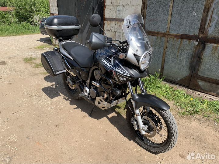 Honda transalp 700