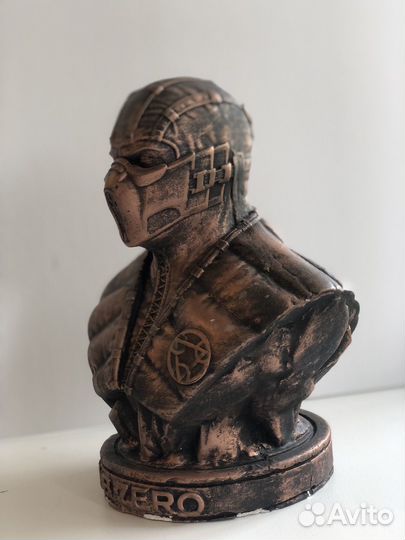 Бюст Саб Зиро