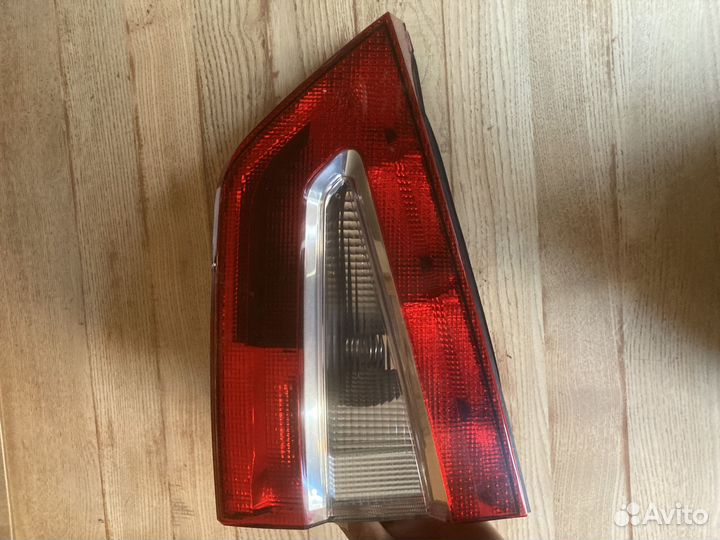 Задние фонари на ford galaxy 2008