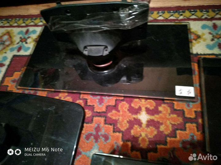 Подставка для телевизора