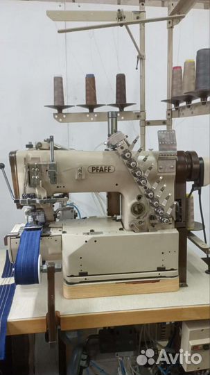 Швейная машина Pfaff