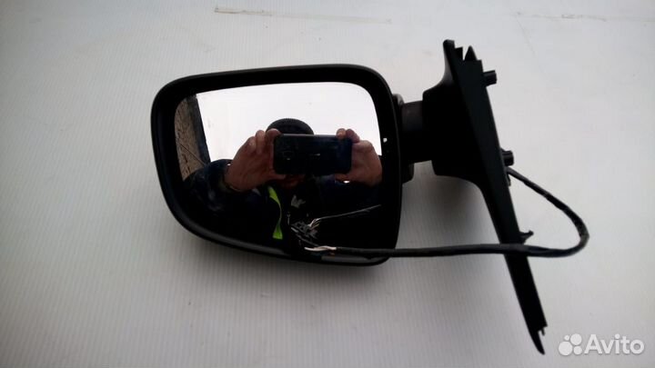 Renault Logan 2 зеркало боковое правое
