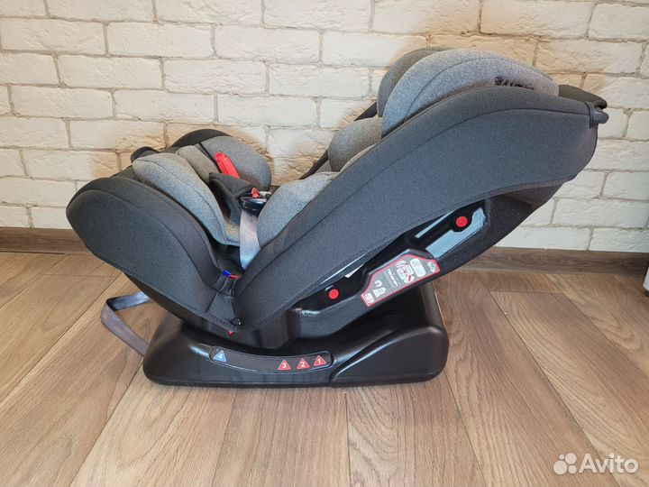 Новое автокресло с рождения Rant 0-36 кг, 0-12 лет
