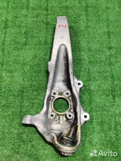 Кулак поворотный передний правый Bmw 7-Series F02