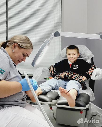 Детский педикюр Подстригание ногтей Укорачивание