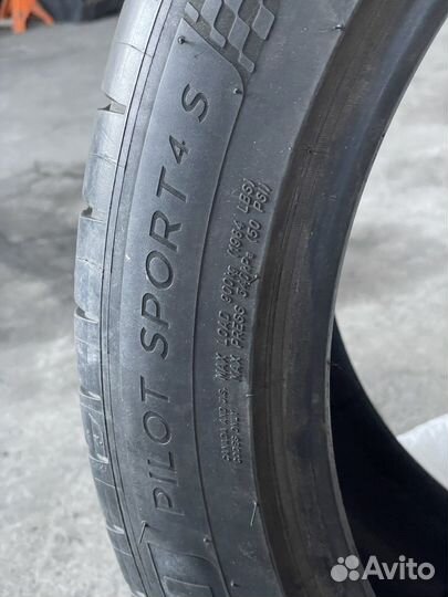Michelin Pilot Sport 4 S 265/40 R20 104Y