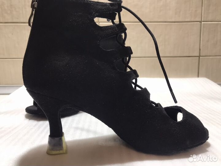 Туфли для танцев. Танцевальные туфли. Новые