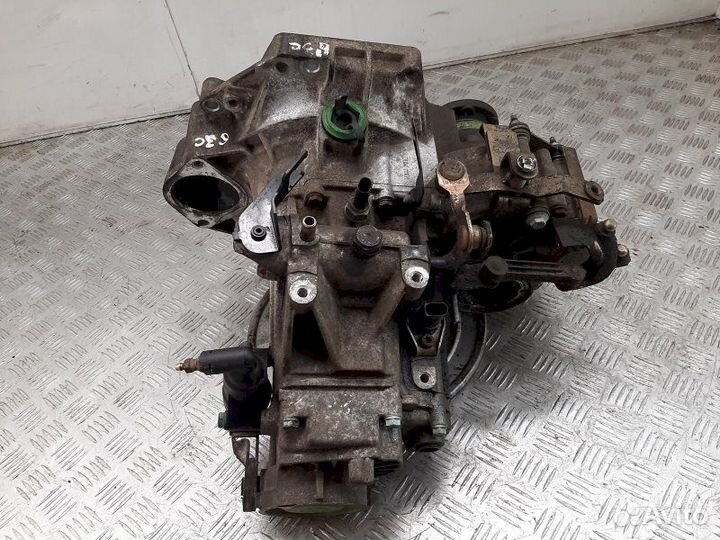 Кпп механическая (МКПП) 5-ступенчатая Volkswagen G