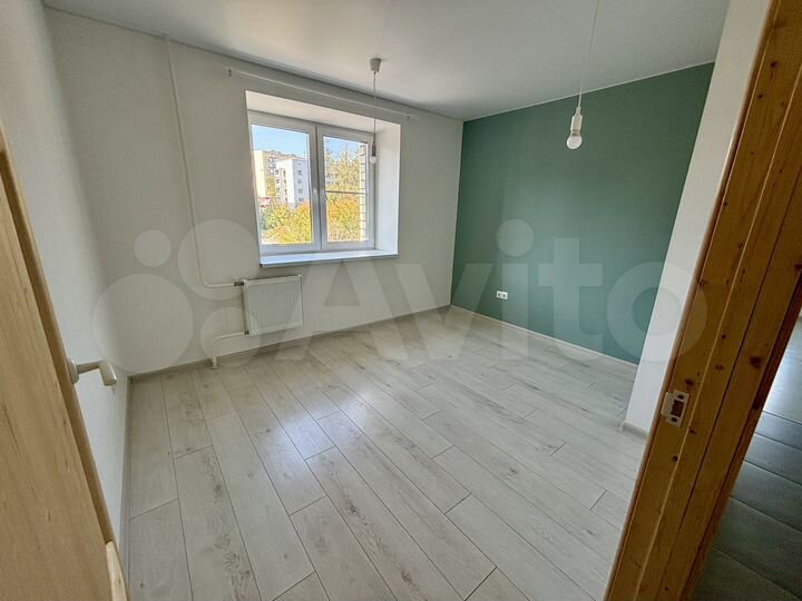 3-к. квартира, 55 м², 4/10 эт.