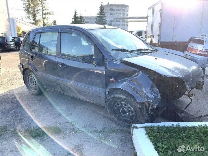 В разборе Ford Fusion 2008 1.4 AMT