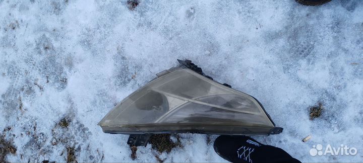 Фары на nissan teana j32