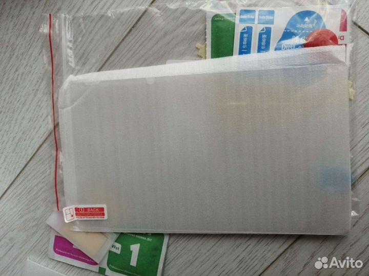 Защитное стекло и плёнки