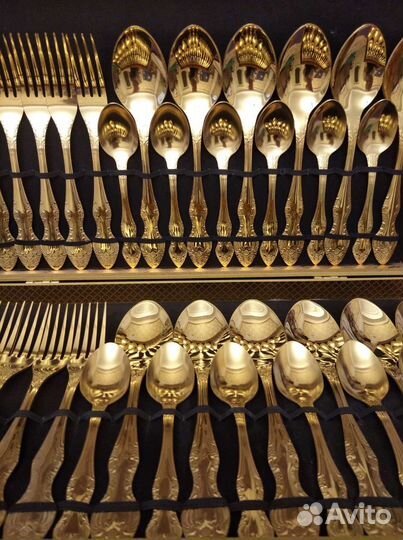 Столовые приборы Италия. оригин в кейсе 12/36 пр