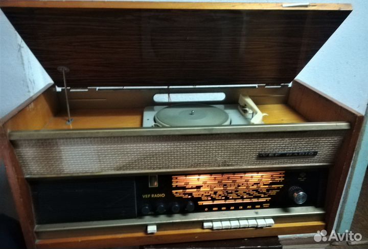 Радиола VEF radio