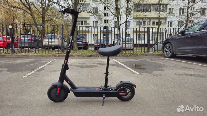 Самокат Xiaomi реплика. Сиденье в комплекте