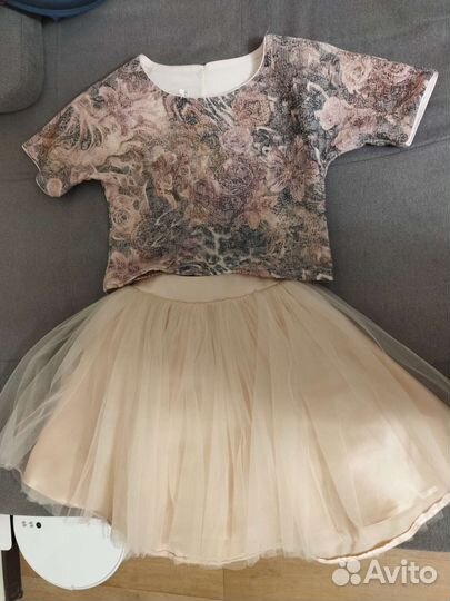 Костюм праздничный