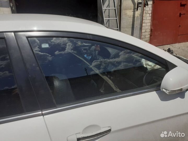 Стекла дверей Джилли Эмгранд EC 7