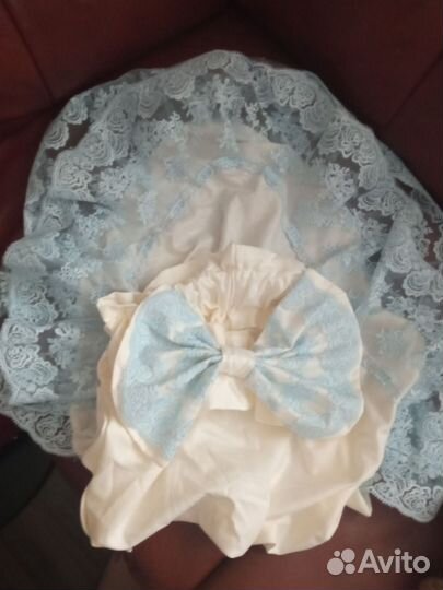 Уголок и бант на выписку