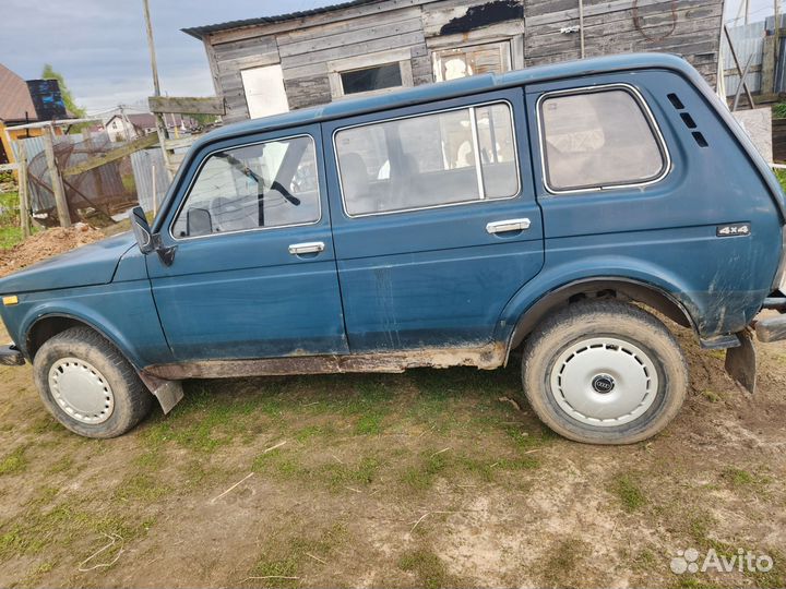 LADA 4x4 (Нива) 1.7 МТ, 2000, 170 000 км