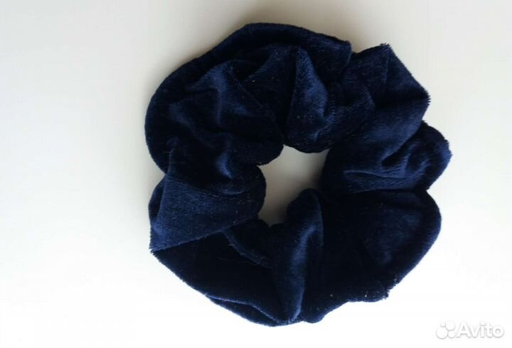 Большие бархатные резинки для волос