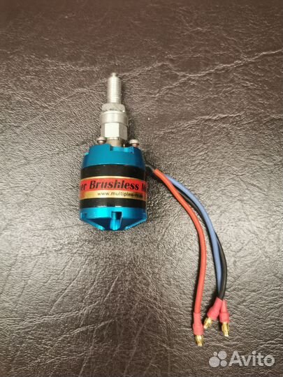 Электро мотор винта самолета