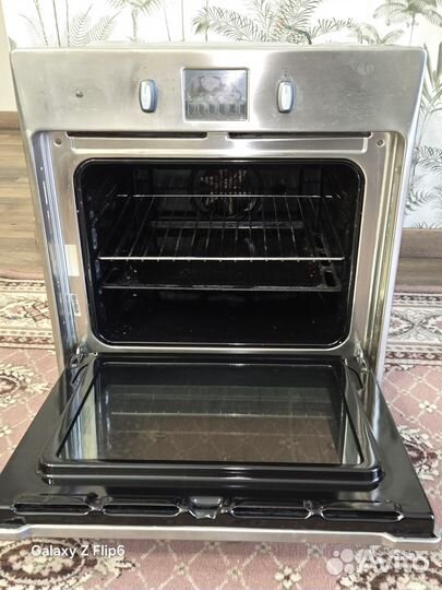 Духовой шкаф Hotpoint –Ariston