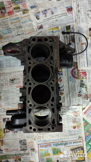 Блок цилиндров с поршнями 2 ремонт Chevrolet