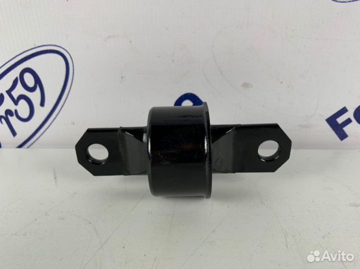 Сайлентблок заднего продольного рычага Ford Focus