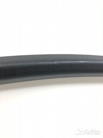 Рамка стекла двери передняя правая Mercedes-Benz