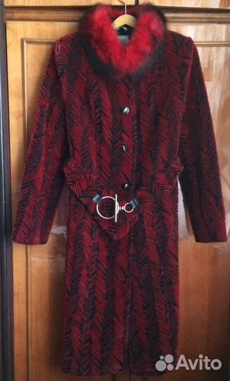 Продаю зимние пальто размер 44