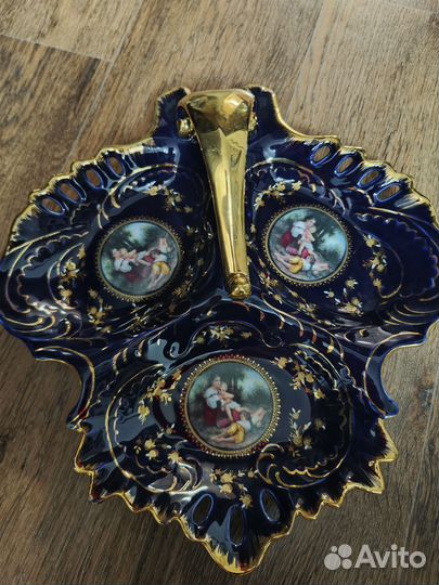 Блюдо фарфоровое большое