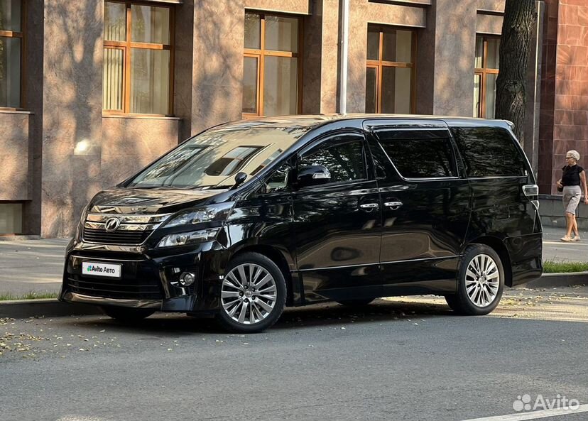 Toyota Vellfire 2.4 CVT, 2014, 155 000 км