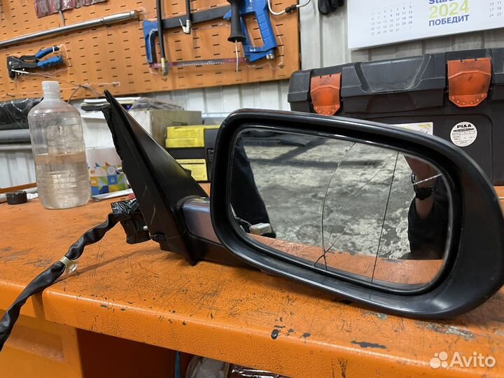 Зеркало правое Honda Accord 7