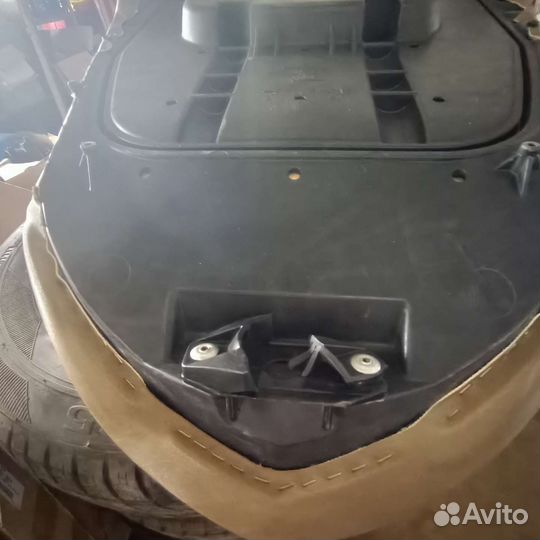 Сиденье на гидроцикл BRP SEA DOO