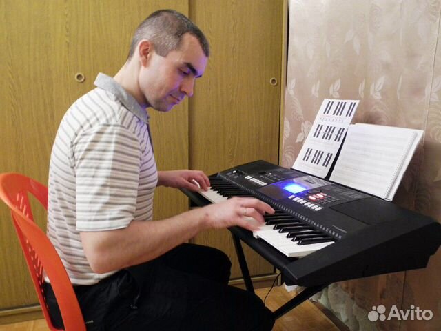 Уроки на фортепиано,синтезаторе on-line Репетитор объявление продам