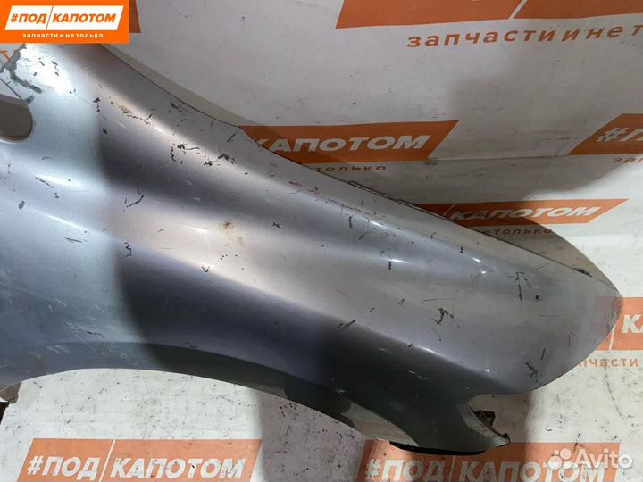 Крыло переднее правое Honda Civic 8 (2005 - 2008)