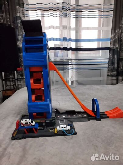 Набор игровой Hot Wheels Сити Мега-гараж FTB68