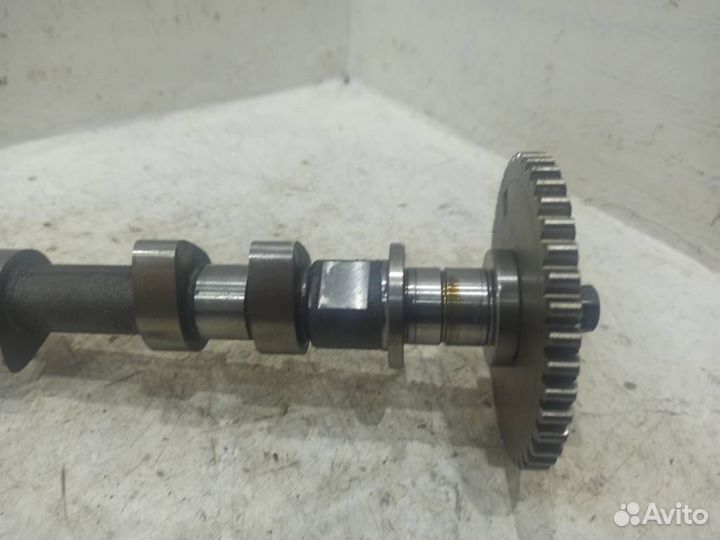 Распредвал выпускной