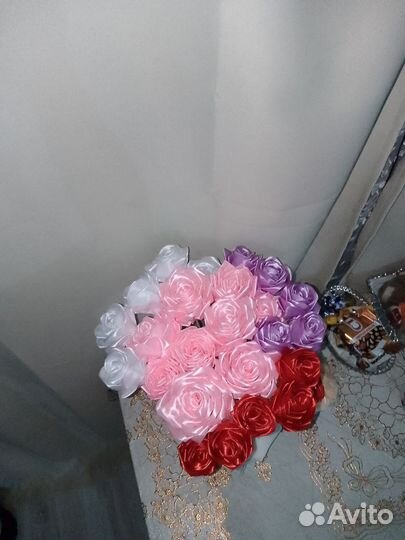 Букет из атласных роз