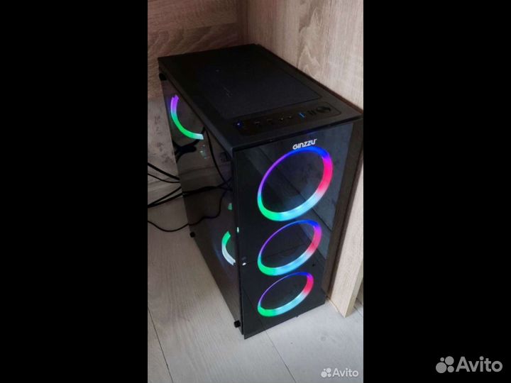 Мощный топовый игровой пк i7 тянет всё 16 Гб ssd