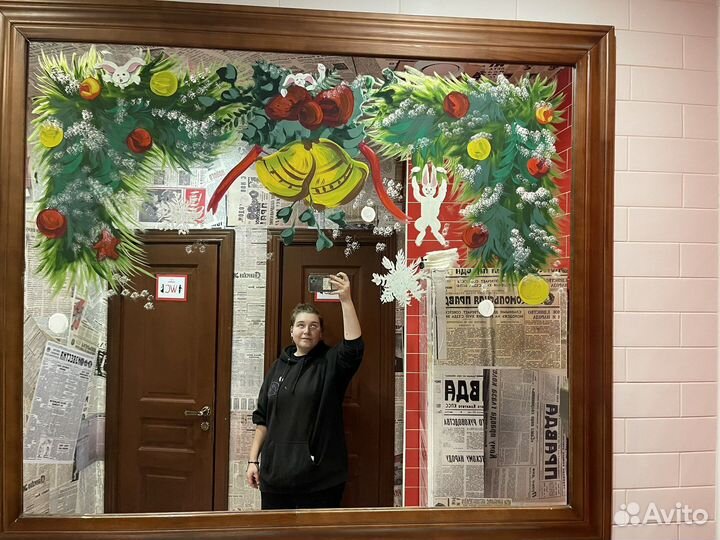 Художник по росписи окон